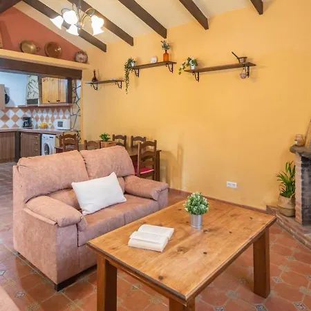 Casa Confe By Ruralidays Holiday home Sayalonga